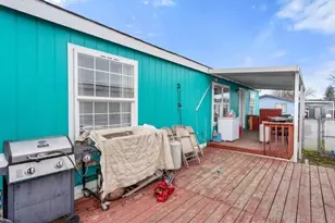 1570 S Peach St, Medford, OR 97501 - Photo 21