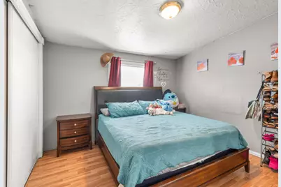 1570 S Peach Street #SPC 26, Medford, OR 97501 - Photo 7