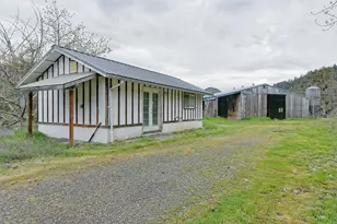 6285 Thompson Creek Rd, Applegate, OR 97530 - Photo 25