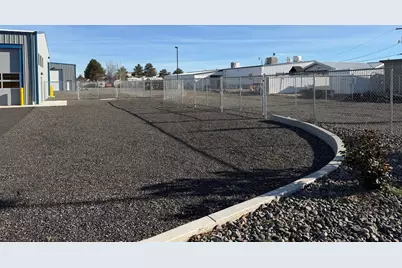 501 SW Veterans Way #104, Redmond, OR 97756 - Photo 9