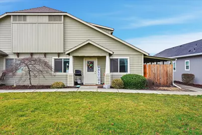 171 Mellecker Way, Medford, OR 97501 - Photo 1