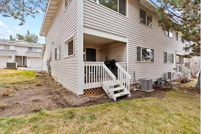 1801 NE Purcell Boulevard #APT 20, Bend, OR 97701 - Photo 23