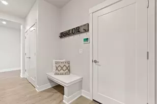 3843 NE Oakside Loop, Bend, OR 97701 - Photo 23