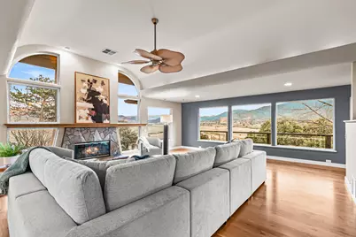 157 Ashland Acres Road, Ashland, OR 97520 - Photo 9