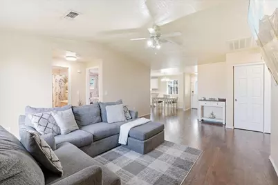 3851 Agate Meadows Court, White City, OR 97503 - Photo 9