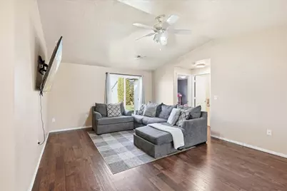 3851 Agate Meadows Court, White City, OR 97503 - Photo 7