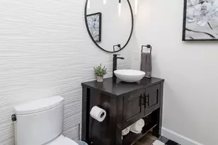 62825 Montara Dr, Bend, OR 97701 - Photo 17