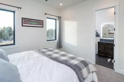 62825 Montara Drive, Bend, OR 97701 - Photo 23