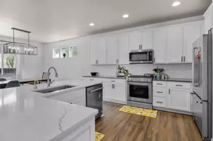 20560 Boyd Ct, Bend, OR 97701 - Photo 7