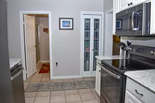 902 N Keene Way Dr, Medford, OR 97504 - Photo 23