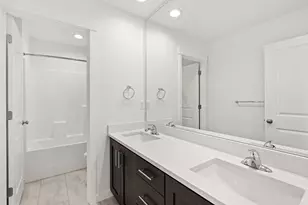 145 Valemont Dr, Eagle Point, OR 97524 - Photo 25