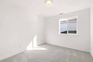 145 Valemont Dr, Eagle Point, OR 97524 - Photo 23