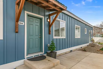 2649 Redwood Avenue, Grants Pass, OR 97527 - Photo 1