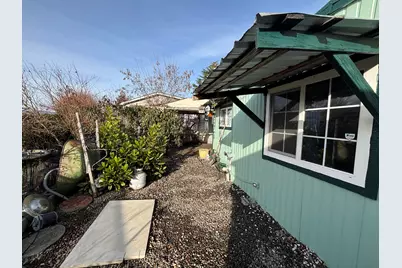 3600 Avenue G #SPC 26, White City, OR 97503 - Photo 13