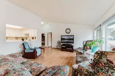 734 SE Manley Place, Bend, OR 97702 - Photo 11