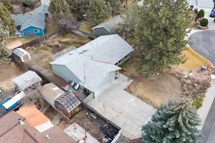 734 SE Manley Pl, Bend, OR 97702 - Photo 35