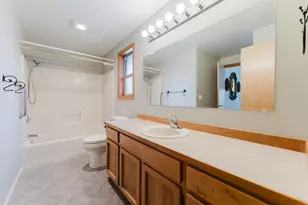 734 SE Manley Pl, Bend, OR 97702 - Photo 27