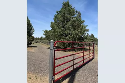 17940 4th Avenue, Bend, OR 97703 - Photo 3
