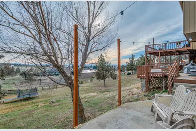 1133 NE Scenic Drive, Madras, OR 97741 - Photo 33