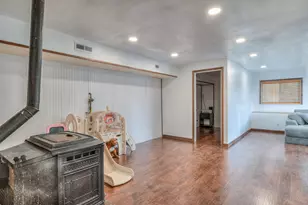 1133 NE Scenic Dr, Madras, OR 97741 - Photo 17