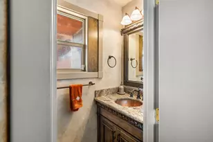 1117 NE Memorial Dr, Grants Pass, OR 97526 - Photo 47