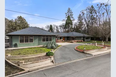 1117 NE Memorial Drive, Grants Pass, OR 97526 - Photo 35