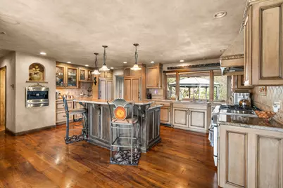 1117 NE Memorial Drive, Grants Pass, OR 97526 - Photo 27