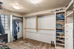 1117 NE Memorial Dr, Grants Pass, OR 97526 - Photo 41