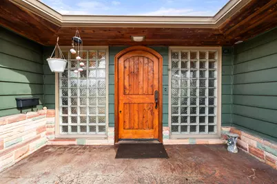 1117 NE Memorial Drive, Grants Pass, OR 97526 - Photo 21