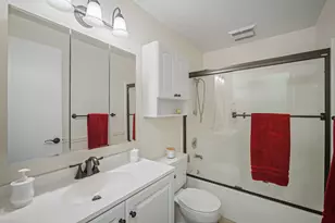 17839 Lava Butte Ln, Sunriver, OR 97707 - Photo 19