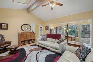 17839 Lava Butte Ln, Sunriver, OR 97707 - Photo 5