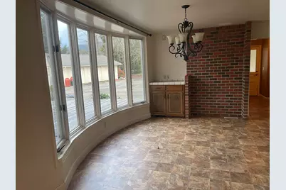 800 Sunny Glen Way, Wolf Creek, OR 97497 - Photo 15