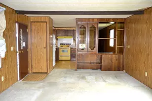 2385 Table Rock Rd, Medford, OR 97501 - Photo 3