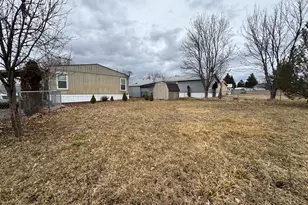 4751 Bellm Dr, Klamath Falls, OR 97603 - Photo 31