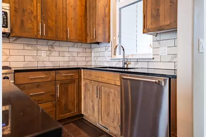 61574 SW Blakely Road, Bend, OR 97702 - Photo 15