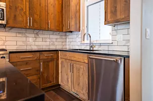 61574 SW Blakely Rd, Bend, OR 97702 - Photo 15