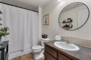 725 NE Redwood Ave, Redmond, OR 97756 - Photo 23