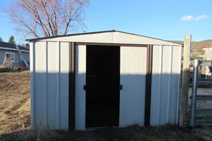 29277 N Hwy 97 Hwy N, Chiloquin, OR 97624 - Photo 17