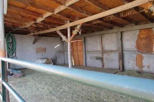 29277 N Hwy 97 Hwy N, Chiloquin, OR 97624 - Photo 27