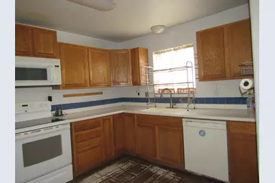 29277 N Highway 97 Highway N #251122, Chiloquin, OR 97624 - Photo 13