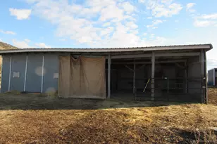 29277 N Hwy 97 Hwy N, Chiloquin, OR 97624 - Photo 23