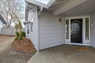 88 Mountain View Dr, Phoenix, OR 97535 - Photo 5