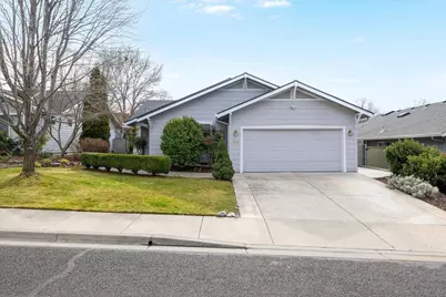 88 Mountain View Drive, Phoenix, OR 97535 - Photo 1