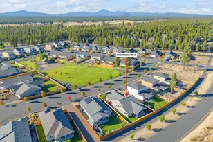 51780 Mountain Pne St, La Pine, OR 97739 - Photo 3