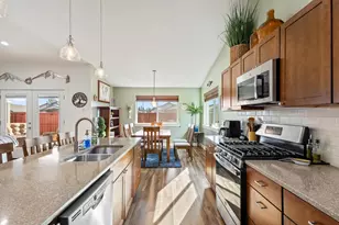 51780 Mountain Pne St, La Pine, OR 97739 - Photo 9