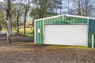300 W 6th St, Kerby, OR 97531 - Photo 5