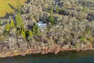 300 W 6th St, Kerby, OR 97531 - Photo 25