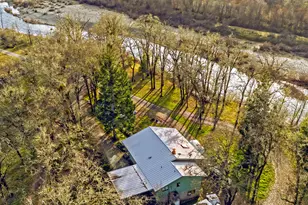 300 W 6th St, Kerby, OR 97531 - Photo 7