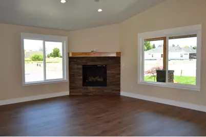 180 SW Rock Gulch Road, Grants Pass, OR 97527 - Photo 3