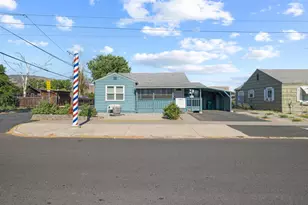 1633 Division St, Klamath Falls, OR 97601 - Photo 3